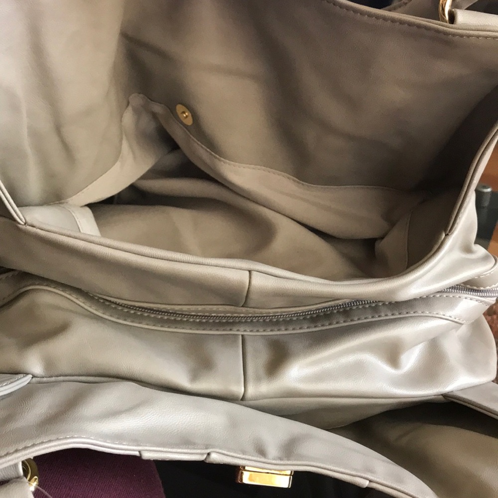 Purse - Picture 5 of 8